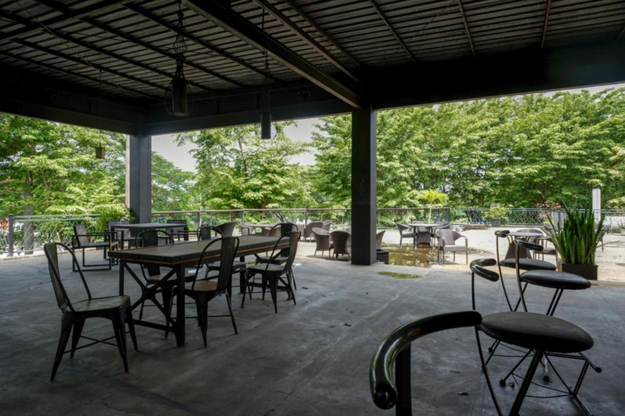 Hotel New Puri Garden Bandara Semarang Eksteriør bilde