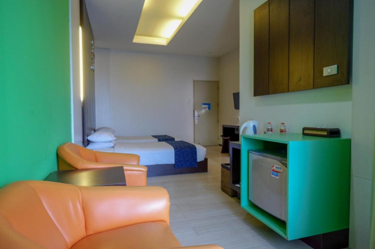 Hotel New Puri Garden Bandara Semarang Eksteriør bilde