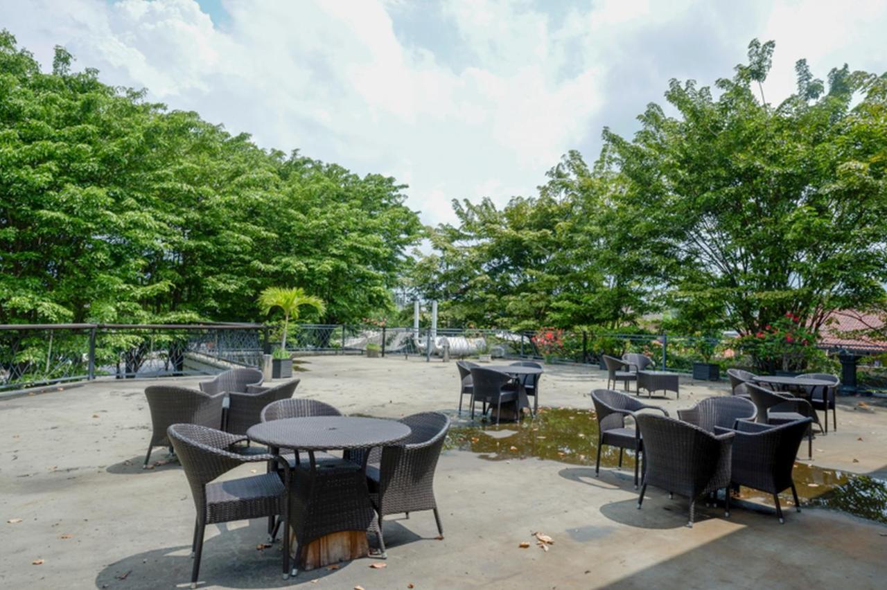 Hotel New Puri Garden Bandara Semarang Eksteriør bilde