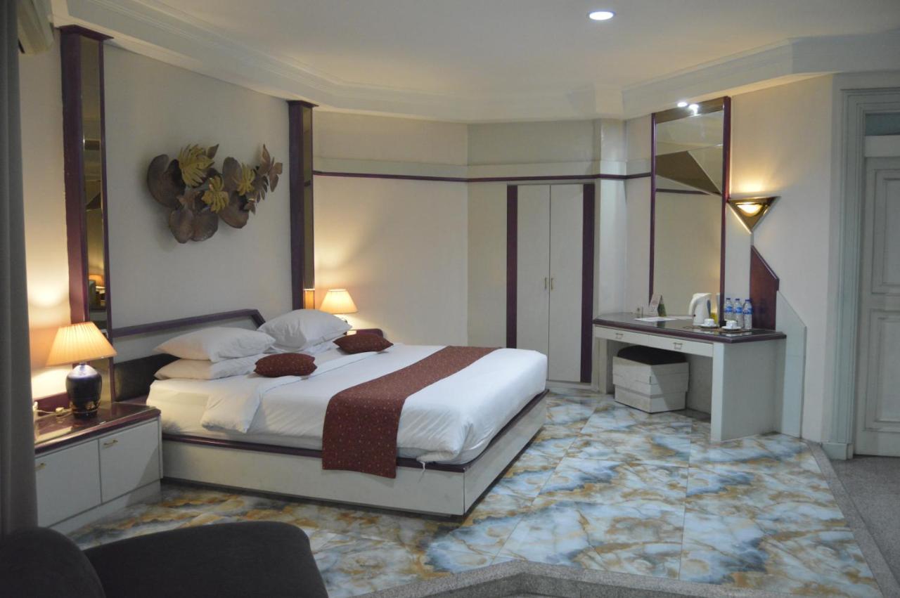 Hotel New Puri Garden Bandara Semarang Eksteriør bilde