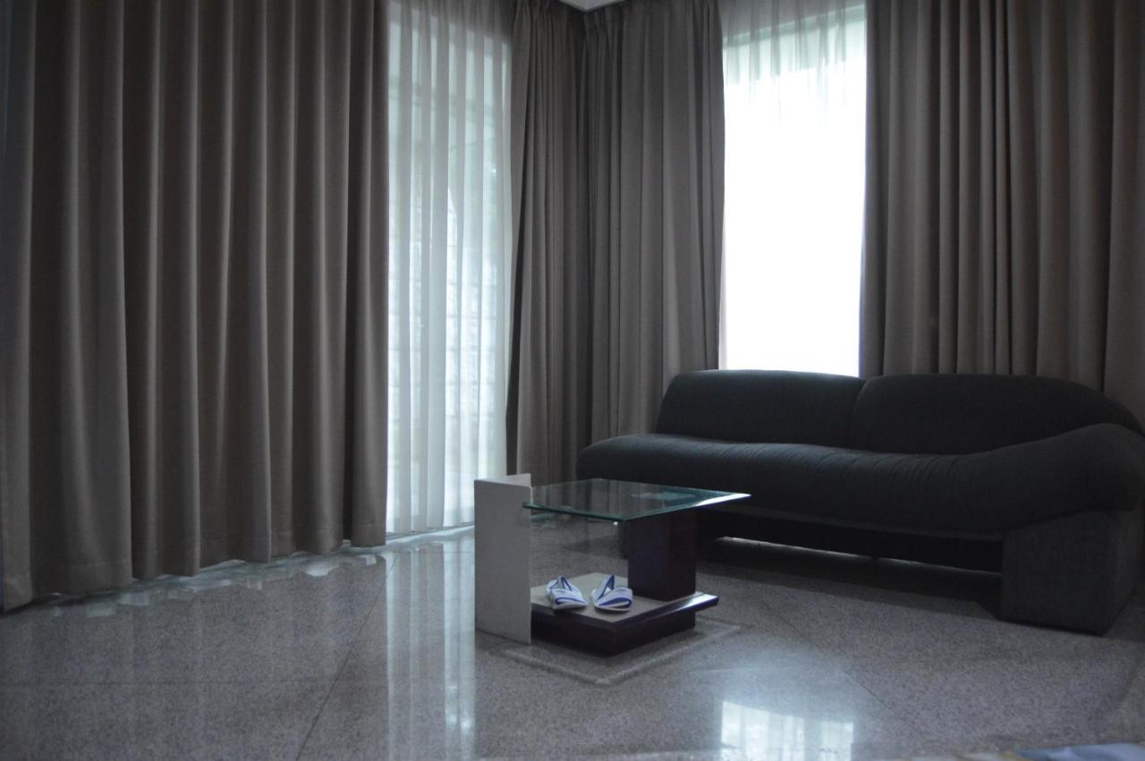 Hotel New Puri Garden Bandara Semarang Eksteriør bilde