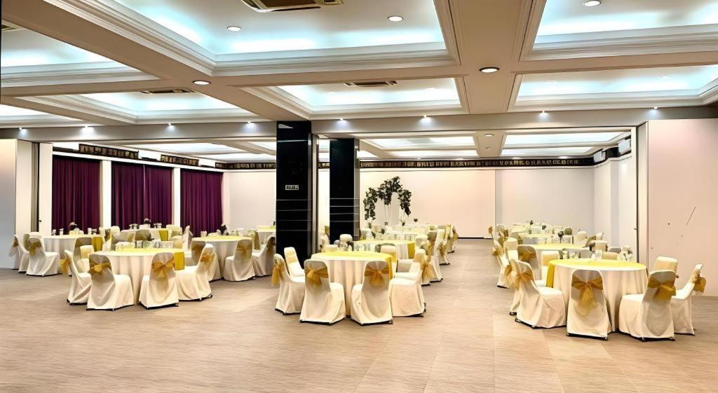 Hotel New Puri Garden Bandara Semarang Eksteriør bilde